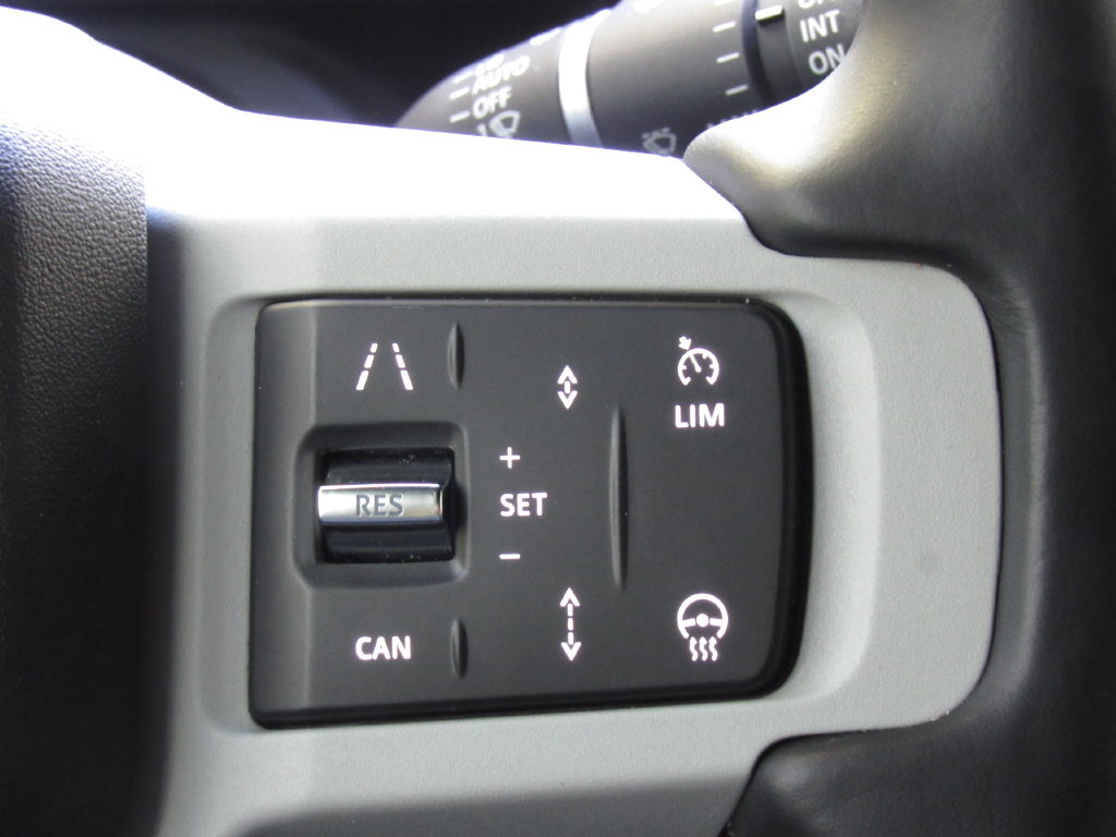 Used 2024 Land Rover Defender 110 S AWD/4WD image 27