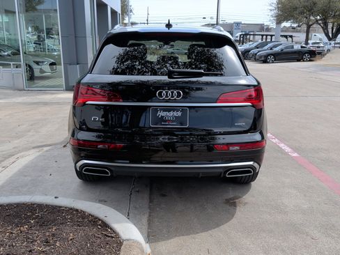 Used 2022 Audi Q5 2.0T Premium image 9