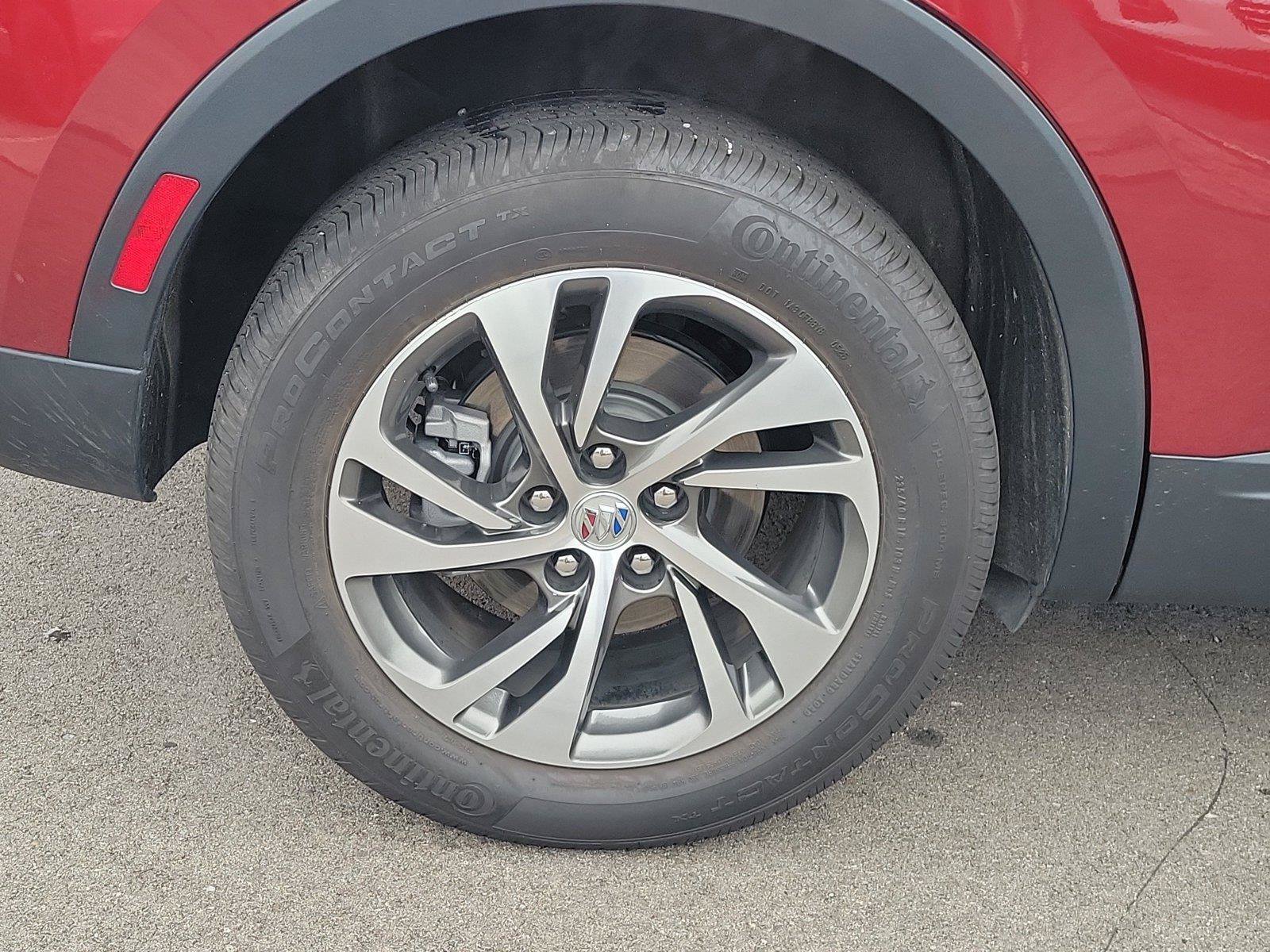Used 2023 Buick Envision Essence w/ Technology Package I AWD/4WD image 5