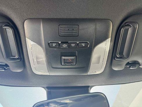 Used 2020 Toyota Corolla SE image 28