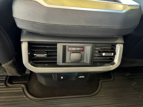 Used 2021 Ford F150 Platinum w/ Equipment Group 701A High AWD/4WD image 23