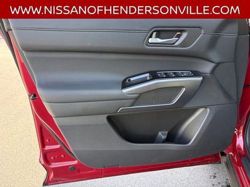 New 2026 Nissan Pathfinder SL AWD/4WD image 25