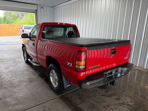Used 2006 GMC Sierra 1500 SLE w/ Light Duty Power Package AWD/4WD image 2