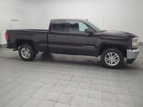 Used 2018 Chevrolet Silverado 1500 LT w/ All Star Edition image 11