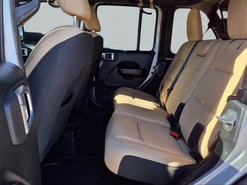 Used 2021 Jeep Wrangler Unlimited Sport image 12