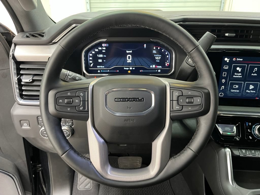 Used 2024 GMC Sierra 2500 Denali w/ Denali Reserve Package AWD/4WD image 17