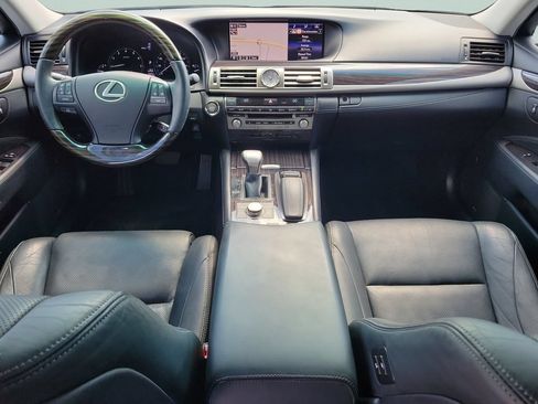 Used 2015 Lexus LS 460 w/ Comfort Package RWD image 15