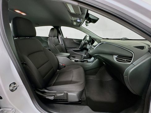 Used 2023 Chevrolet Malibu LT image 28