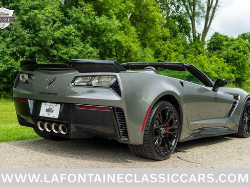 Used 2015 Chevrolet Corvette Z06 w/ 2LZ Preferred Equipment Group RWD image 27