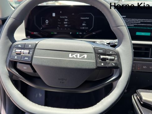 New 2026 Kia EV6 Light RWD image 12