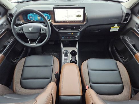 New 2025 Ford Bronco Sport Outer Banks w/ Outer Banks Tech Package+ image 21