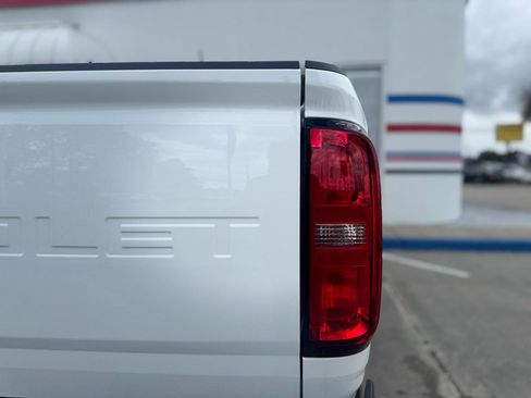 Used 2022 Chevrolet Colorado W/T w/ WT Convenience Package RWD image 30