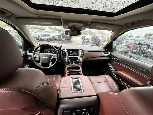 Used 2017 Chevrolet Tahoe Premier AWD/4WD image 38