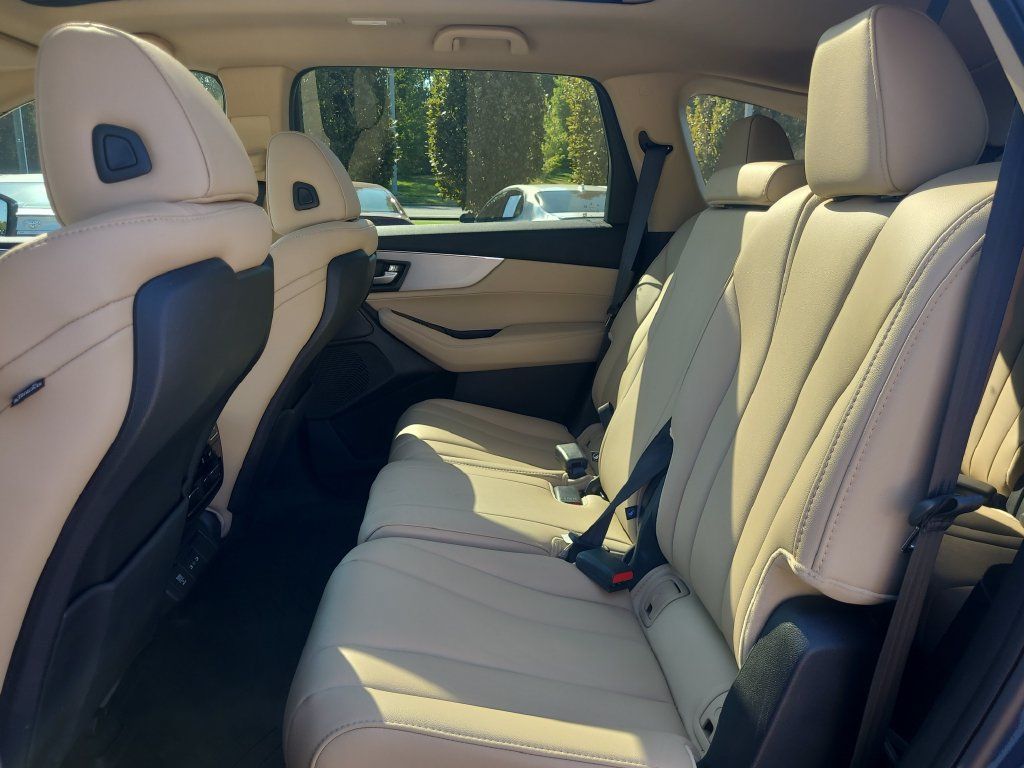 Certified 2025 Acura MDX FWD image 13
