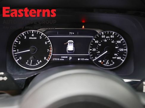 Used 2025 Nissan Pathfinder SV FWD image 18