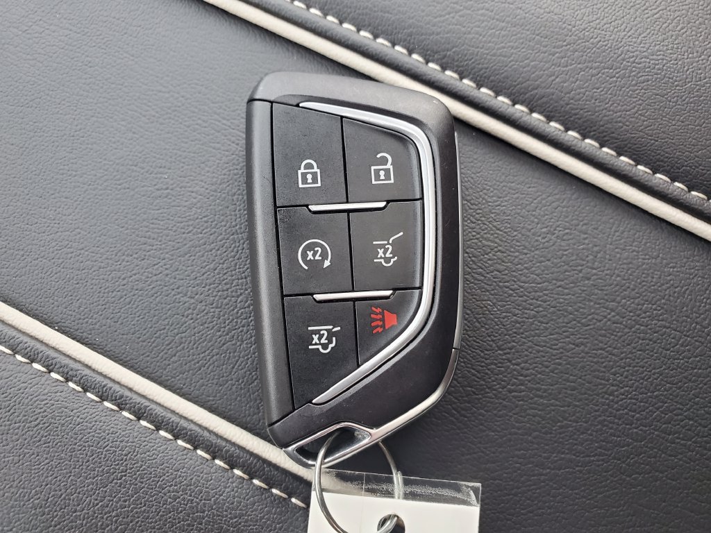 Used 2024 Cadillac Escalade Premium Luxury w/ Performance Package AWD/4WD image 46