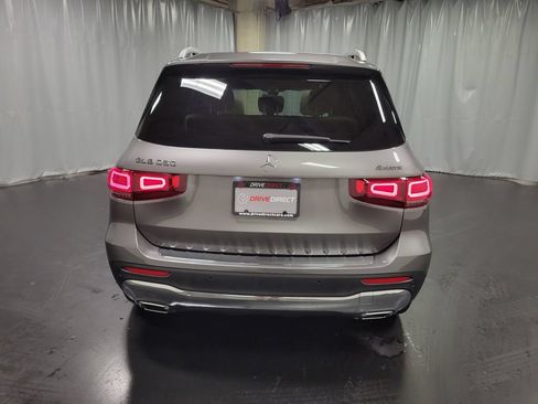 Used 2022 Mercedes-Benz GLB 250 4MATIC w/ Premium Package Lite image 7