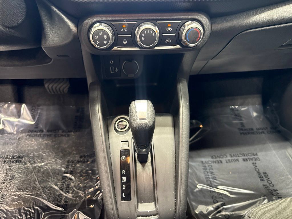 Used 2025 Nissan Kicks Play S FWD image 23