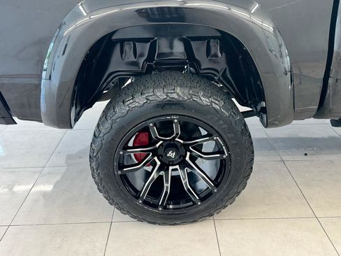 Used 2021 RAM 1500 Big Horn AWD/4WD image 39