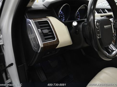 Used 2014 Land Rover Range Rover Sport HSE image 26