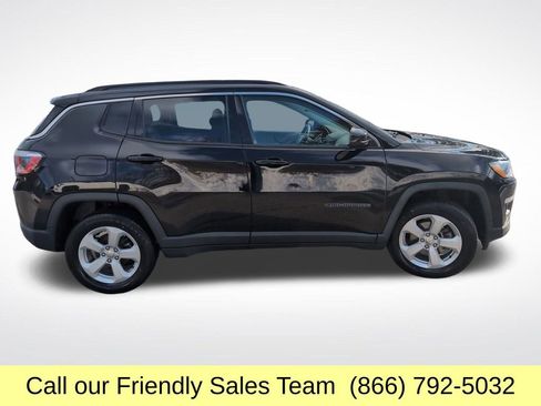 Used 2019 Jeep Compass Latitude w/ Cold Weather Group image 7