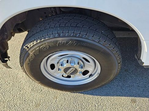 Used 2020 Ford F250 XL w/ Power Equipment Group image 17