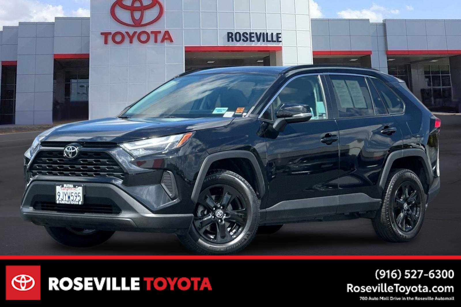 Certified 2022 Toyota RAV4 XLE w/ Convenience Package FWD image 1
