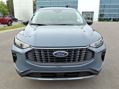 Used 2026 Ford Escape Active w/ Cold Weather Package AWD/4WD image 8