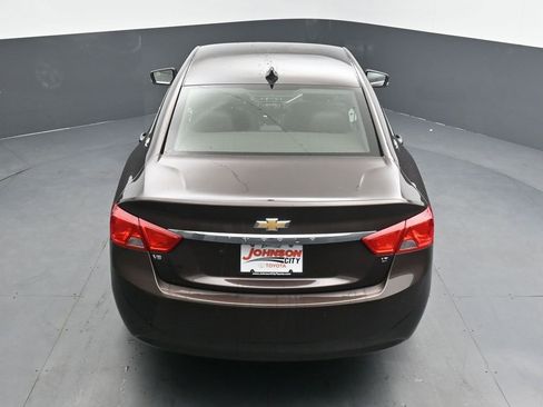 Used 2015 Chevrolet Impala LT w/ Convenience Package image 32