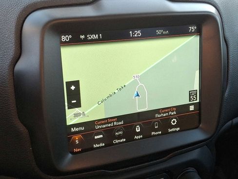 Used 2023 Jeep Renegade Trailhawk image 17