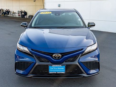 Used 2023 Toyota Camry SE AWD/4WD image 4