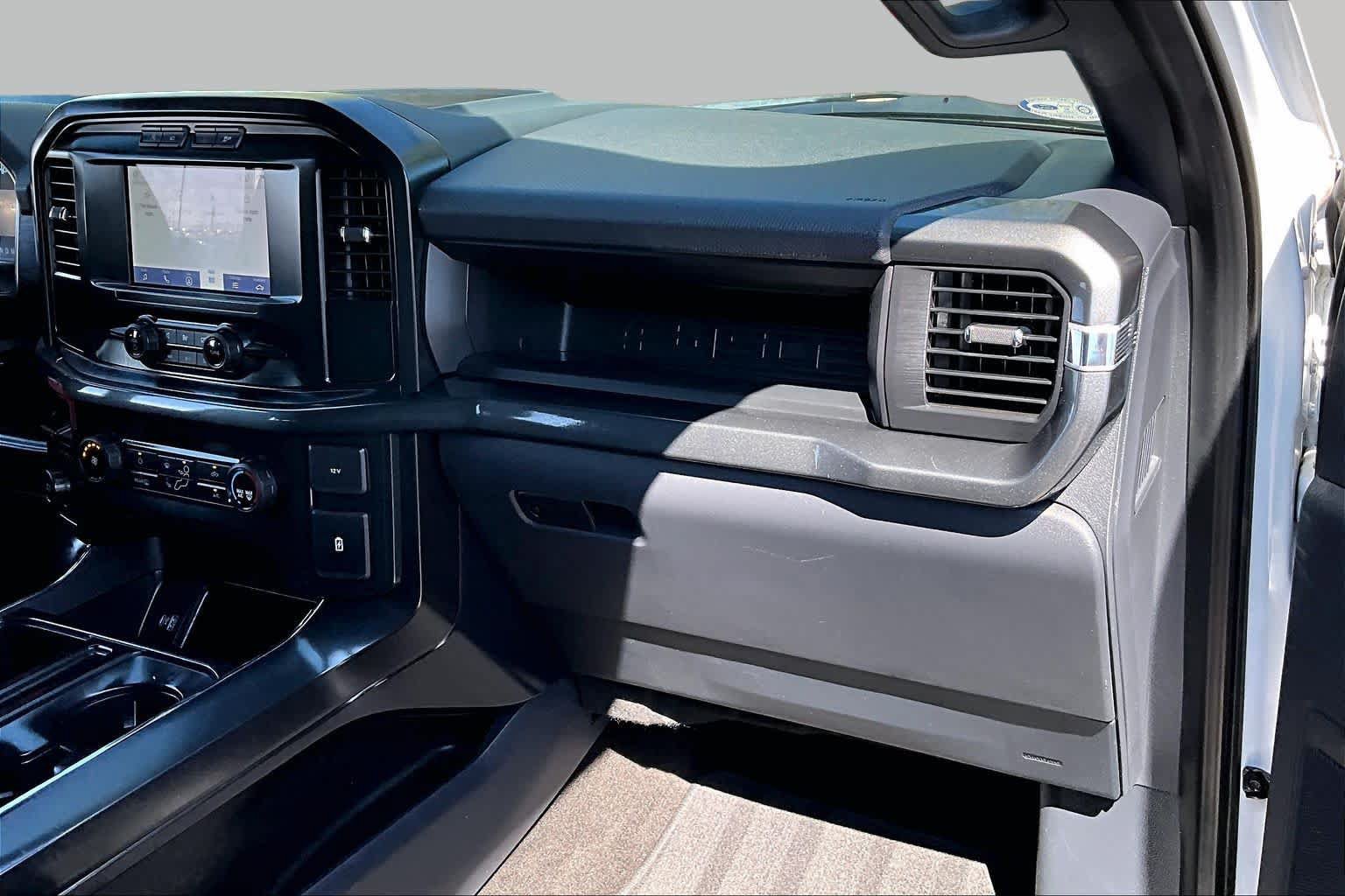 Certified 2022 Ford F150 XL w/ STX Appearance Package RWD image 17