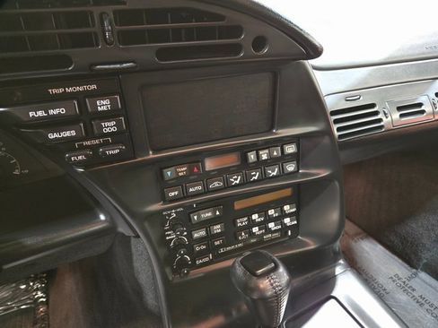 Used 1996 Chevrolet Corvette Coupe image 13