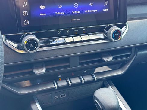 Used 2024 Chevrolet Colorado W/T w/ WT Convenience Package image 24