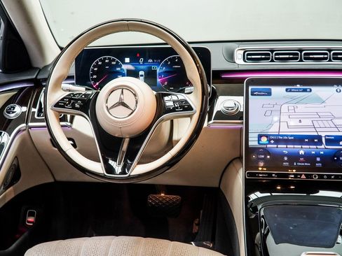 Used 2023 Mercedes-Benz S 500 4MATIC image 32