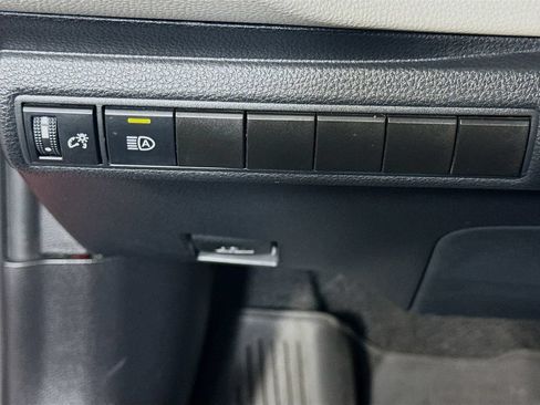 Certified 2023 Toyota Corolla LE FWD image 11