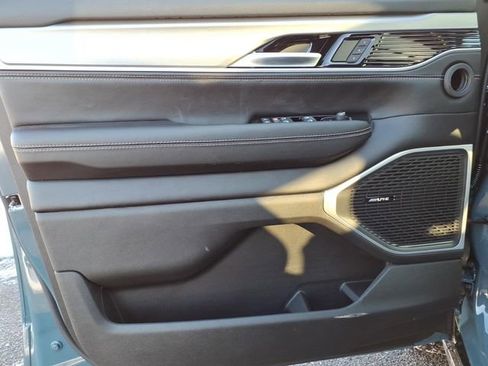 New 2026 Jeep Grand Wagoneer L image 10