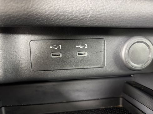 Certified 2025 Nissan Rogue SV image 22