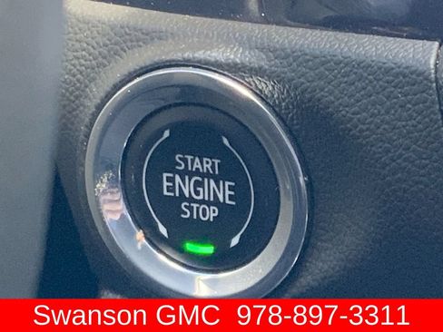 Certified 2023 Buick Encore GX Preferred w/ Cold Weather Comfort Package AWD/4WD image 17