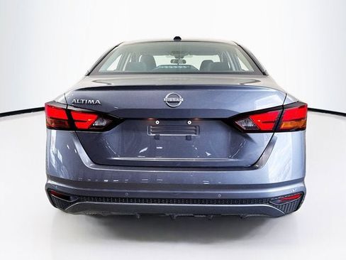 New 2026 Nissan Altima 2.5 SV FWD image 6
