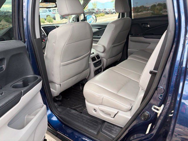 Used 2016 Honda Pilot Touring image 17