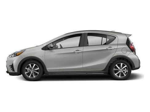 Used 2018 Toyota Prius C Three image 3