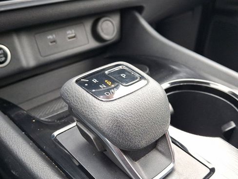 Used 2023 Nissan Rogue SV image 30