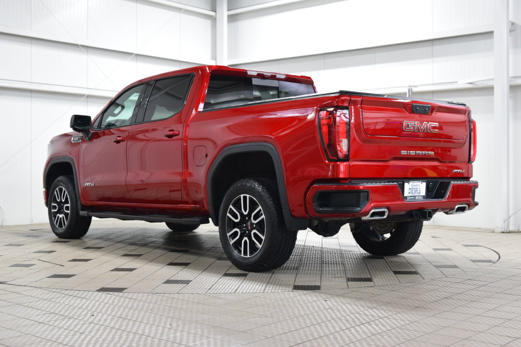 Used 2025 GMC Sierra 1500 AT4 w/ AT4 Premium Package AWD/4WD image 5