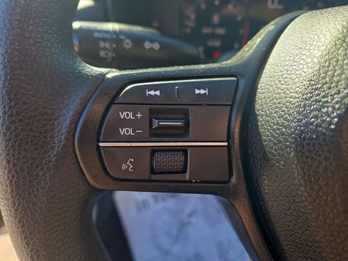 Used 2025 Honda Accord LX image 23