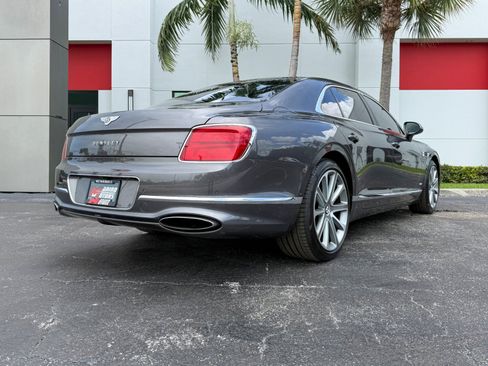 Used 2021 Bentley Flying Spur W12 AWD/4WD image 14