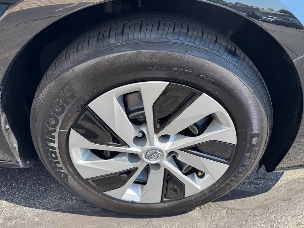 Used 2024 Nissan Altima 2.5 S FWD image 33