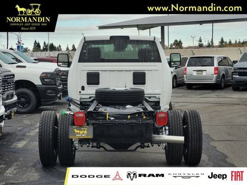 New 2026 RAM 5500 Tradesman AWD/4WD image 5