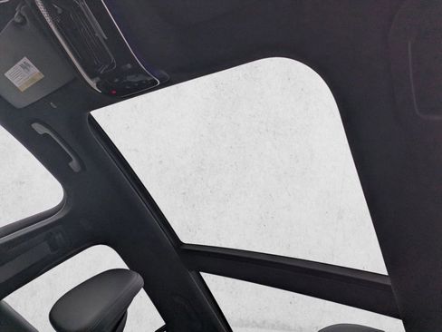 New 2026 Mercedes-Benz GLC 300 4MATIC image 16