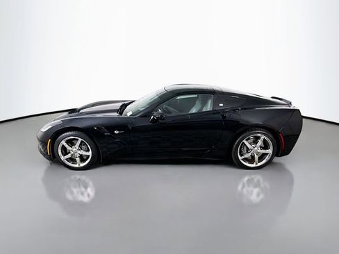Used 2015 Chevrolet Corvette Stingray Coupe w/ 3LT Preferred Equipment Group image 4